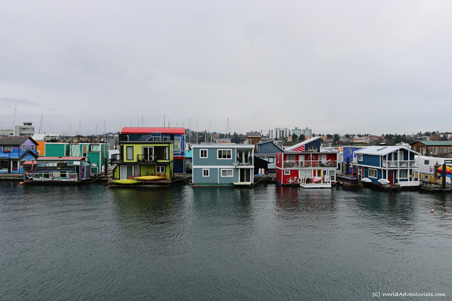 Floating houses in Victoria 